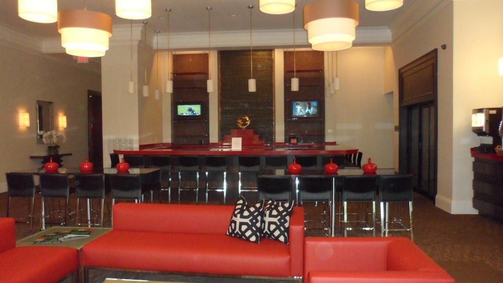 Ramada By Wyndham Rock Hill At Sullivan Center Εξωτερικό φωτογραφία